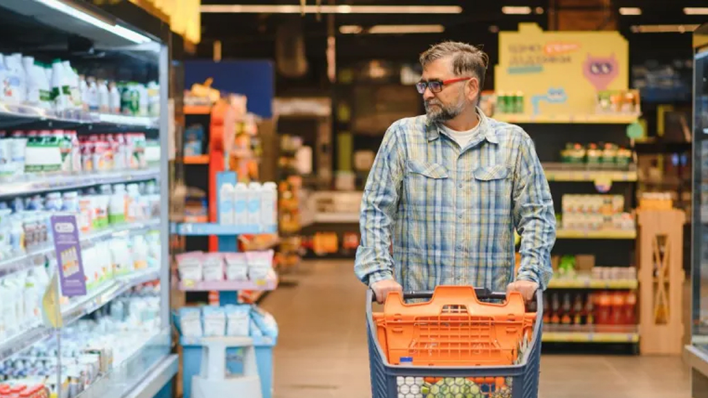 Por qué ir al supermercado por papel higiénico te hace perder plata (y no te das cuenta)